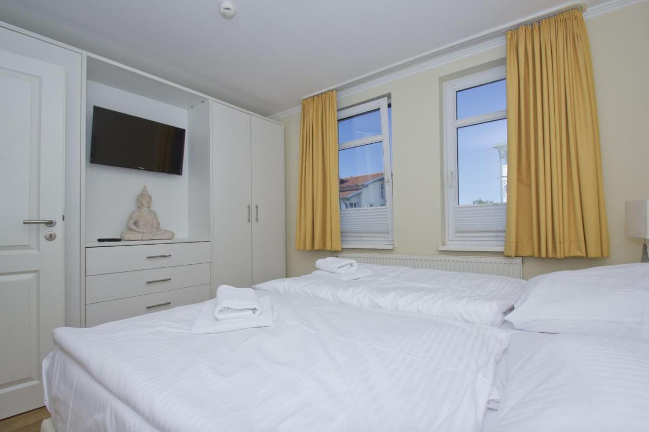 Mit Meerblick Und Balkon, Gratis Nutzung Vom Ahoi Erlebnisbad Und Sauna In Sellin - Meeresblick Fewo 24 ゲーレン エクステリア 写真